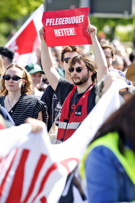 Demonstartionszug des DGB zum 1. Mai 2026 vom Strausberger Platz zum Roten Rathaus