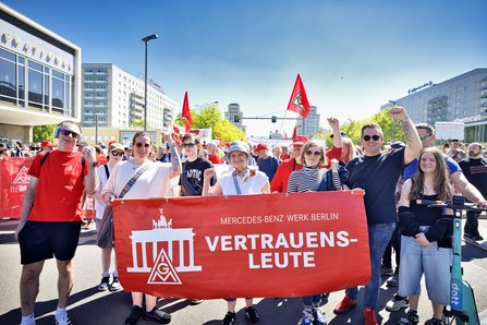 Demonstartionszug des DGB zum 1. Mai 2026 vom Strausberger Platz zum Roten Rathaus
