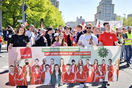 Demonstartionszug des DGB zum 1. Mai 2026 vom Strausberger Platz zum Roten Rathaus