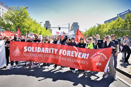 Demonstartionszug des DGB zum 1. Mai 2026 vom Strausberger Platz zum Roten Rathaus