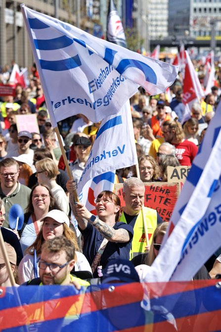 Demonstartionszug des DGB zum 1. Mai 2026 vom Strausberger Platz zum Roten Rathaus